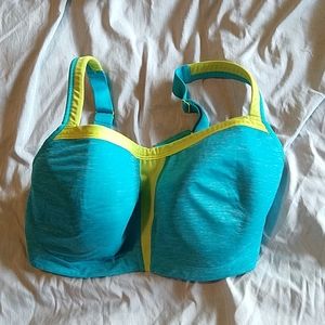36G Le Mystere underwire sports bra
